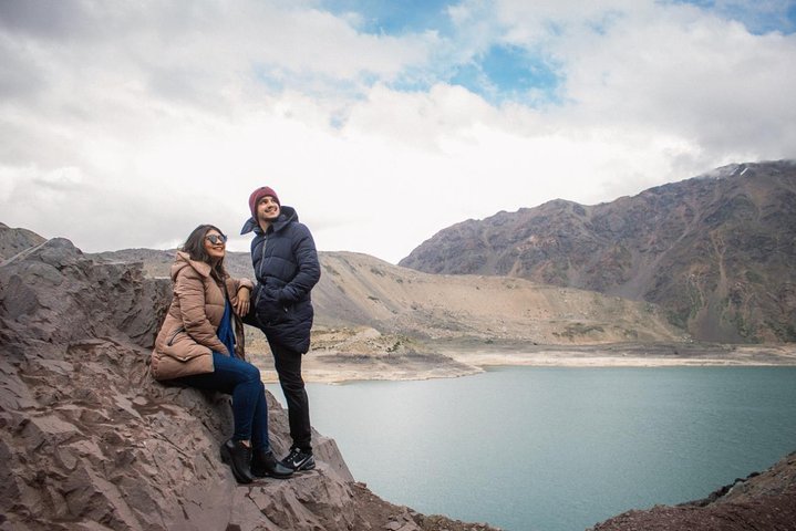 Cajon del Maipo/Embalse del Yeso, Tradition Folk Picnic included