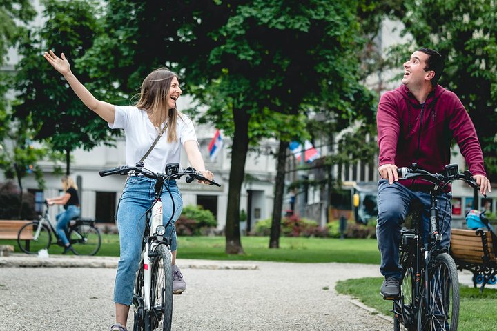 Belgrade E-Bike Tour: Power Glide!