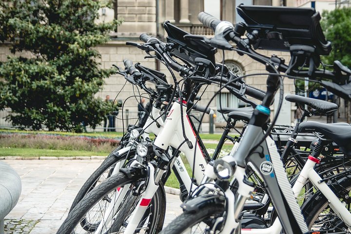 Belgrade E-Bike Tour: Power Glide!