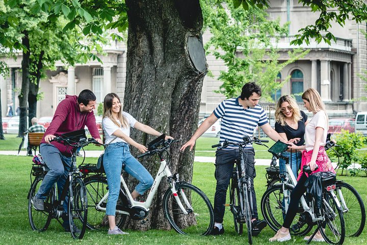 Belgrade E-Bike Tour: Power Glide!
