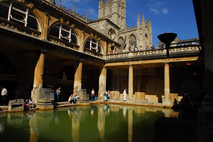 Stonehenge and Bath - Day Tour from Brighton