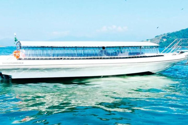 From Ilha Grande: Shared shuttle transfer to Paraty