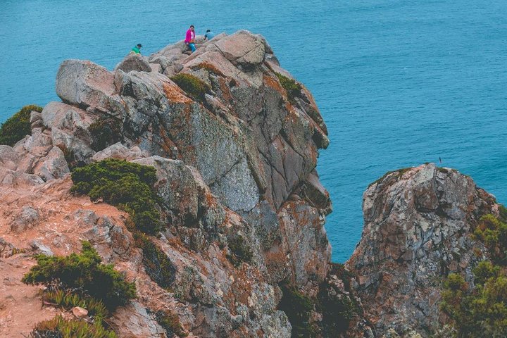 Sintra, Cabo da Roca and Cascais Full Day Private Tour from the West