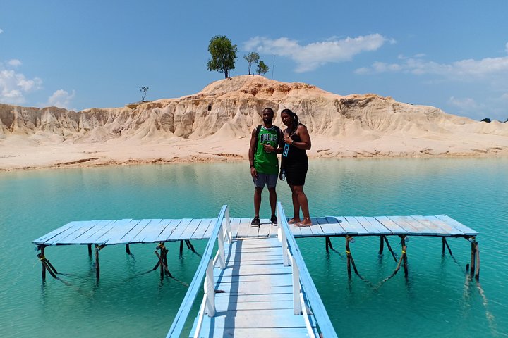 Bintan Sand Dunes and Blue Lakes Half-Day Tour with Lunch