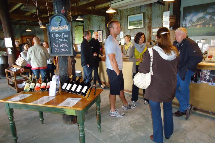Yarra Valley Wine & Winery Tour from Melbourne - All Inclusive!