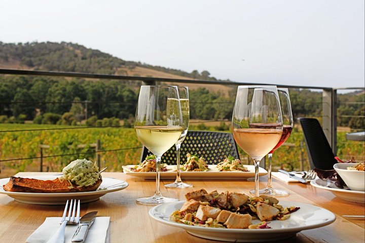 Yarra Valley Wine & Winery Tour from Melbourne - All Inclusive!