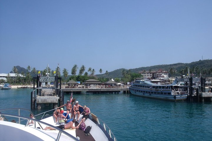 Phuket to Koh Phi Phi by Phi Phi Cruiser