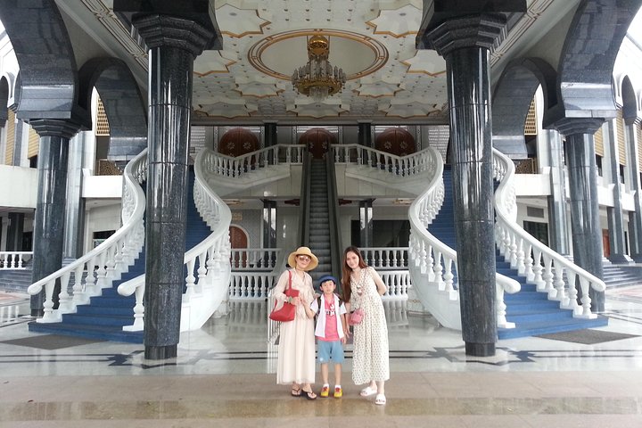 Private Bandar Heritage & Water Village Tour