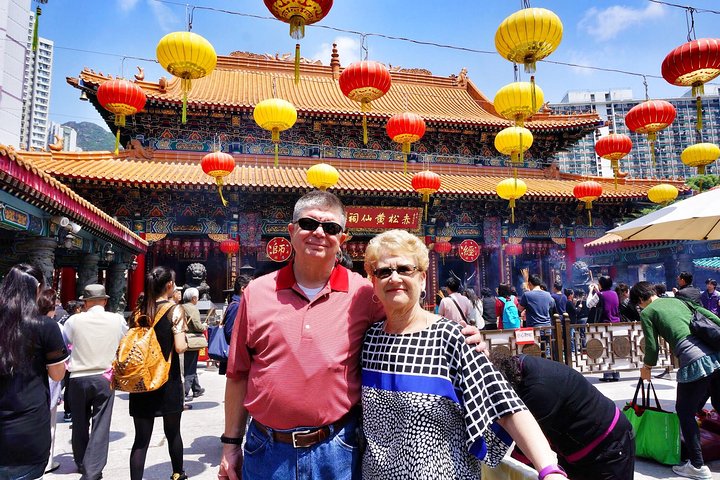 Private Hong Kong Car Tour - Half Day or Full Day