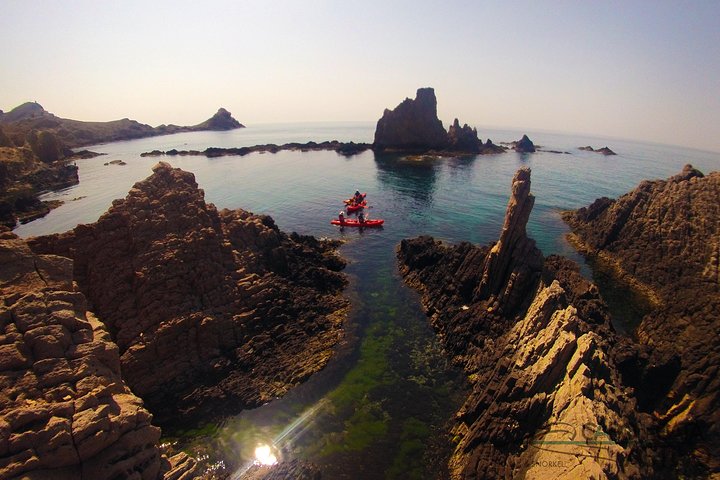 Cabo de Gata Active. Guided kayak and snorkel route through coves of the Natural Park