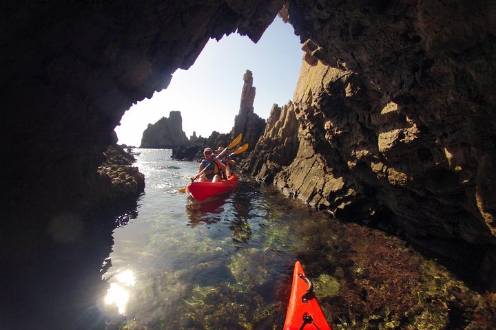 Cabo de Gata Active. Guided kayak and snorkel route through coves of the Natural Park