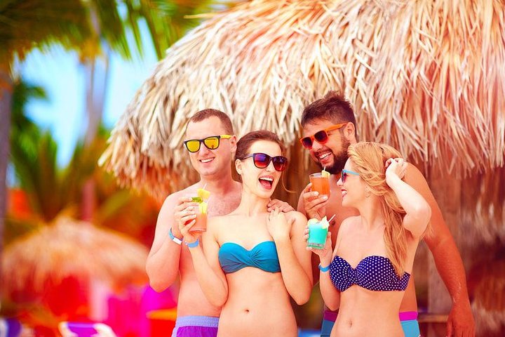 Private Full Day, Fun Day SY Mazu -Luxury Gemini Legacy Catamaran