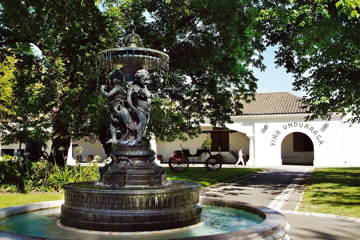 Pre or Post San Antonio Cruise with Santiago City Tour and optional Vineyard