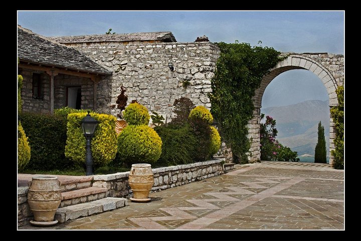 From Sarande: Blue Eye, Butrint, Ksamil & Lekuresi Castle Tour