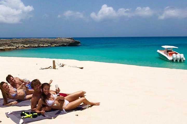 Captain Bob Speed Boat, Snorkeling, Beach Tour & Lunch St Maarten