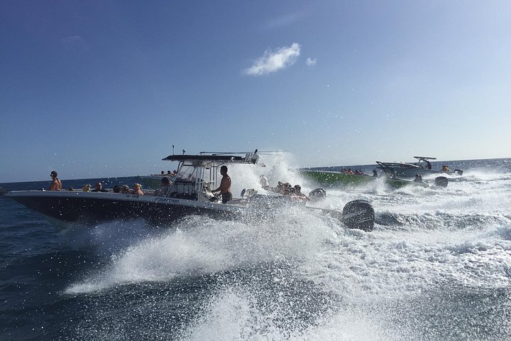 Captain Bob Speed Boat, Snorkeling, Beach Tour & Lunch St Maarten
