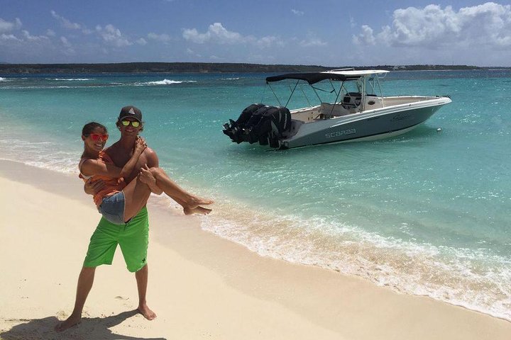 Captain Bob Speed Boat, Snorkeling, Beach Tour & Lunch St Maarten