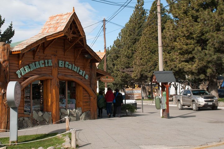 Private Car from El Chalten to El Calafate Airport or City