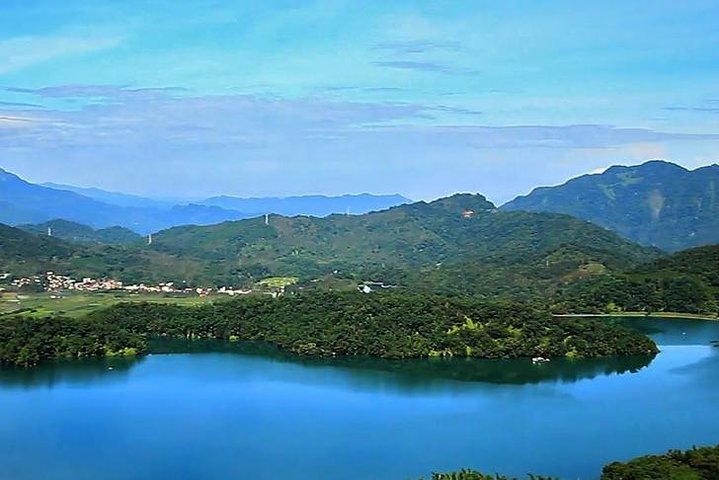 1 day tour Sun Moon Lake from Taichung