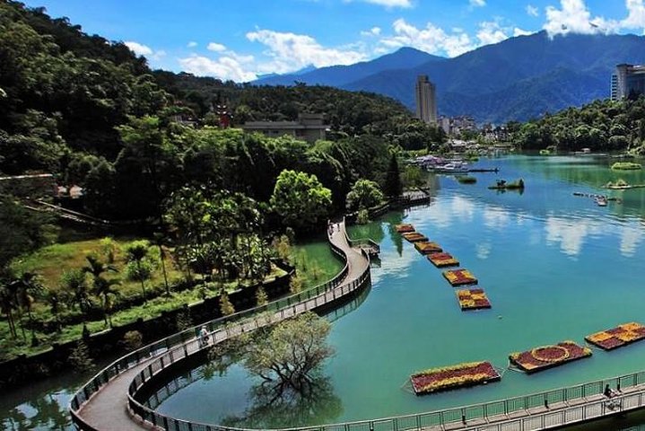 1 day tour Sun Moon Lake from Taichung