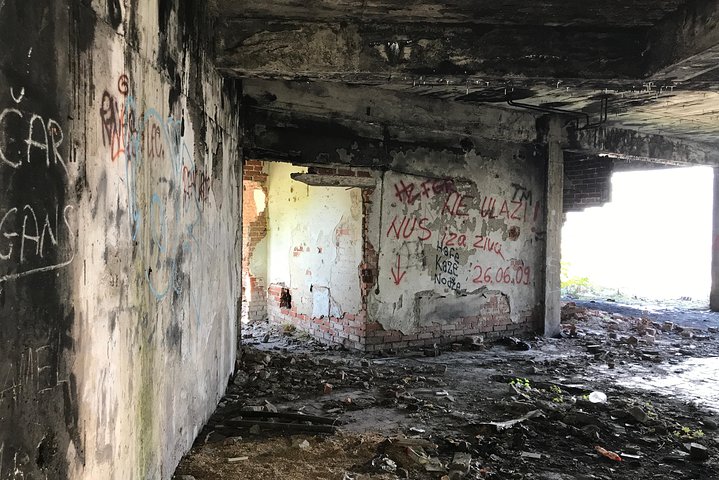 Fall of Yugoslavia, Sarajevo War Tour with Tunnel of Hope Museum and Frontlines