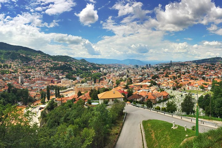 Fall of Yugoslavia, Sarajevo War Tour with Tunnel of Hope Museum and Frontlines
