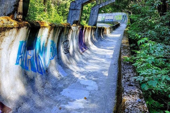 Fall of Yugoslavia, Sarajevo War Tour with Tunnel of Hope Museum and Frontlines