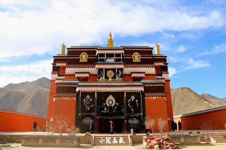 Private 9-Day China Silk Road Package Tour