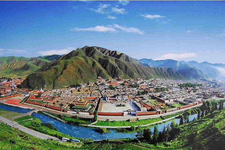 Private 9-Day China Silk Road Package Tour