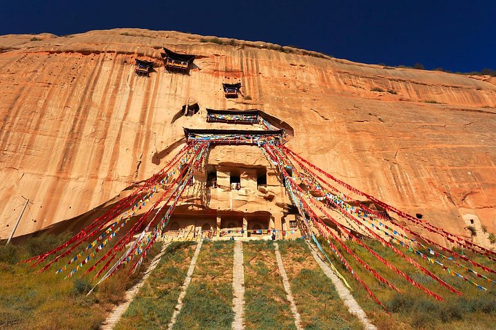 Private 9-Day China Silk Road Package Tour