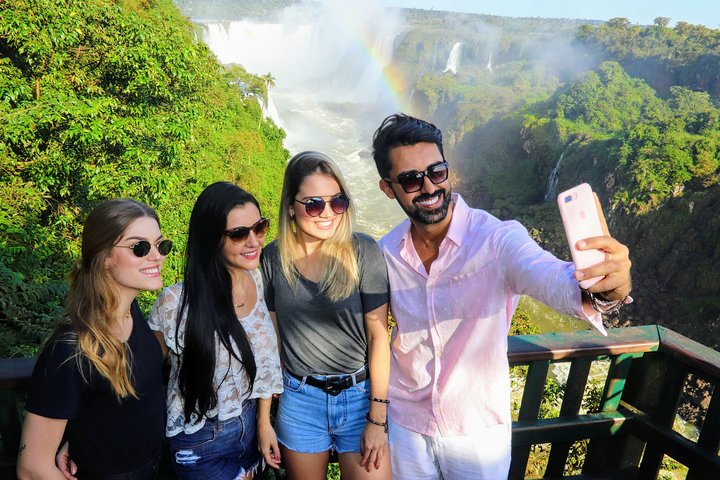 Iguassu Falls Brazilian Side: Macuco Safari, Helicopter Flight and Bird Park