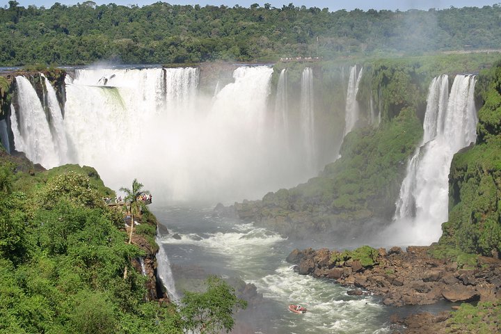 Iguassu Falls Brazilian Side: Macuco Safari, Helicopter Flight and Bird Park