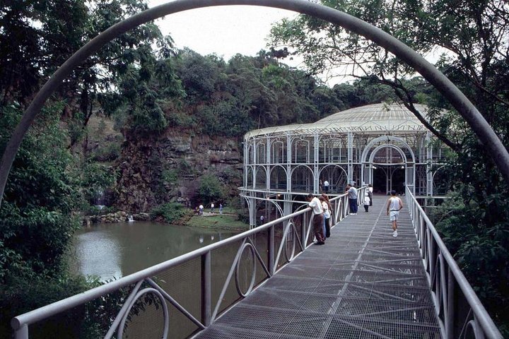 Experience the Best of Curitiba: City Tour Highlights