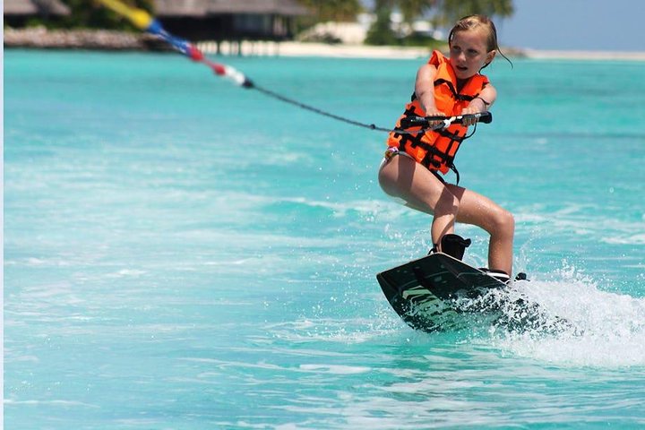 Maafushi: Wakeboard & Water-Ski