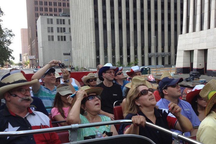 Houston's Official City & Mural Tour!