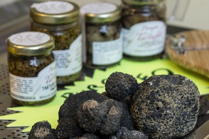 Taste Perugia: The Original Perugia Food Tour (All-Inclusive)