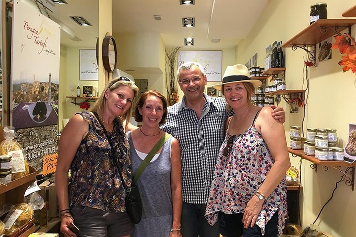 Taste Perugia: The Original Perugia Food Tour (All-Inclusive)