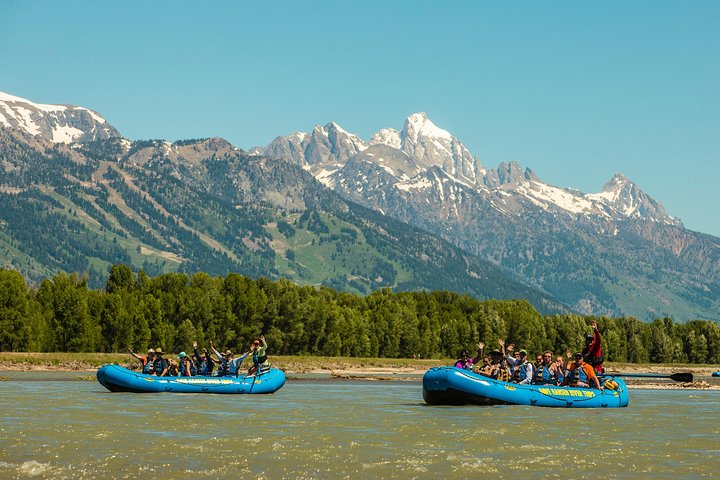 Tetons and Snake River Scenic Float Trip In Jackson Hole