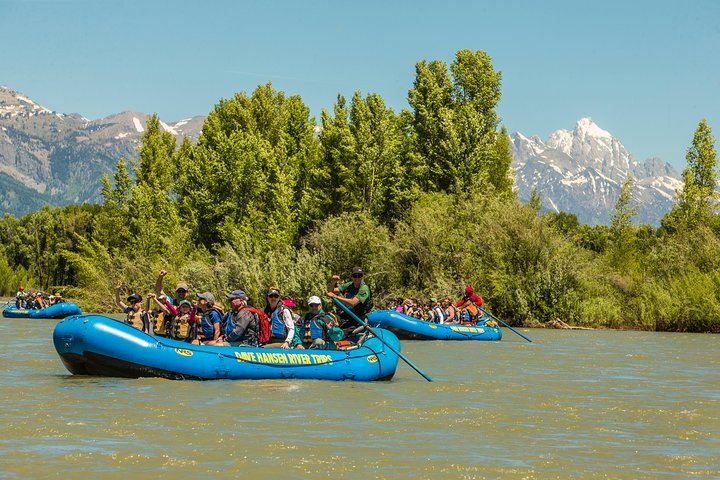Tetons and Snake River Scenic Float Trip In Jackson Hole