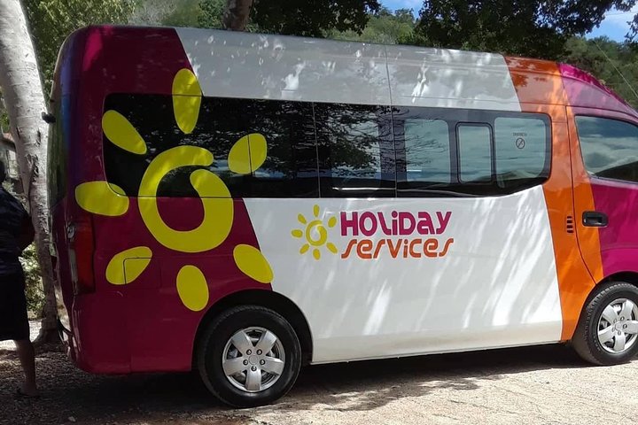 Montego Bay Airport (MBJ) Transfer One-Way or Round-Trip to Hotel