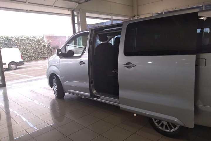 Private Transfer from Valparaiso Hotel or port To Santiago Airport or Hotel
