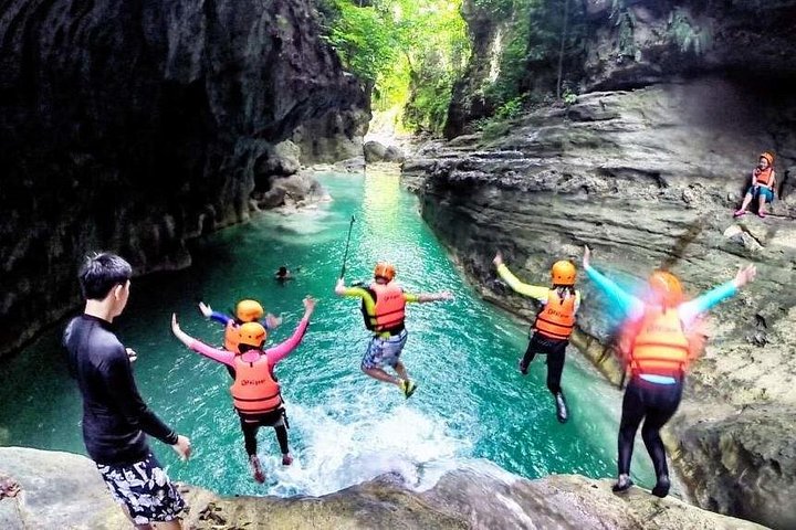 Oslob Whale Shark & Tumalog Falls & Kawasan Falls Canyoneering