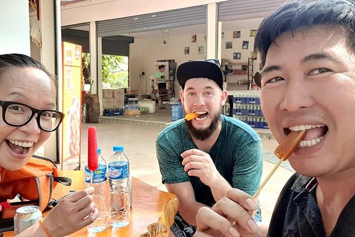 Vientiane Cultural Tour with Private Guide