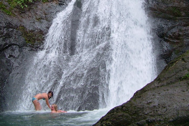 Mega Zipline over 11 Waterfalls from Puntarenas
