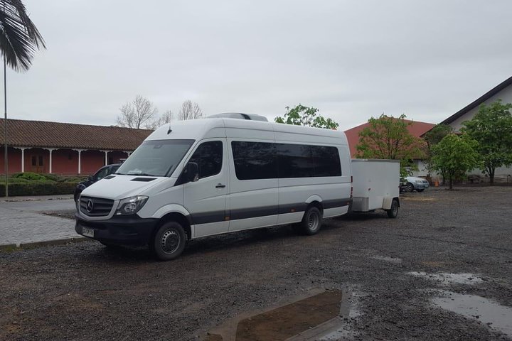 Private Transfer from Valparaiso Hotel or port To Santiago Airport or Hotel