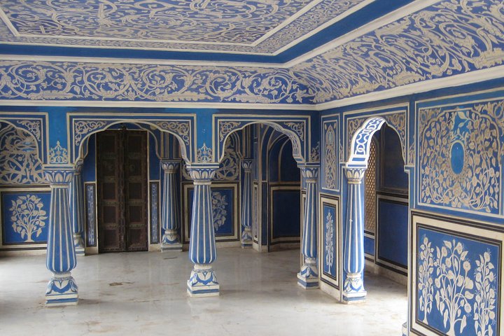 Jaipur: Private Full Day Jaipur City Tour with Pick-Up & Drop.