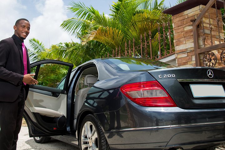 Fast Track Arrival Service at Barbados Airport