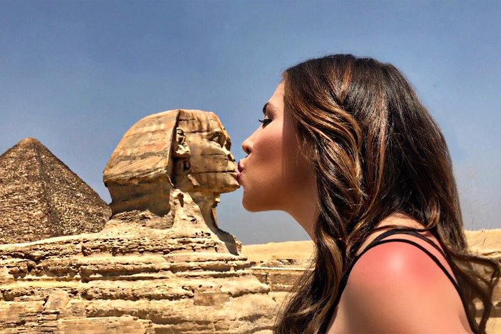 Best cairo tours visit to Giza Pyramids and Sphinx