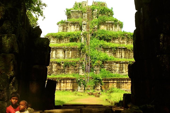 3 Days Tour(Small Circuit+Grand Circuit & Banteay Srei+Beng Mealea & Koh Ker)