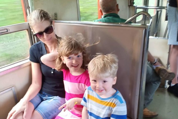 Half-Day Floating Market and Railway Market Tour from Bangkok